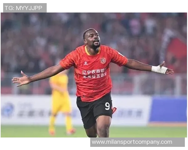 辽足外援姆本扎社交媒体转发摩洛哥球队转会传闻引发关注